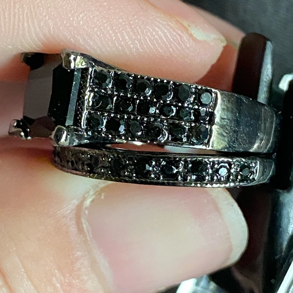HP💎Black Sapphire 14KT Black Gold Filled Ring Set - Picture 10 of 15